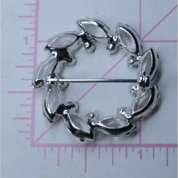 Sterling Silver Circle Brooch With Clear Crystals Marked STER CD - Picture 11 of 11